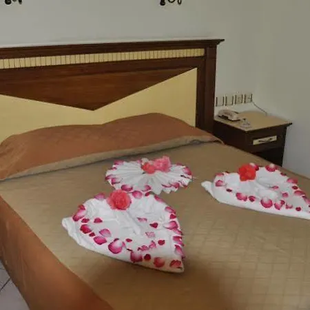 Selen İcmeler