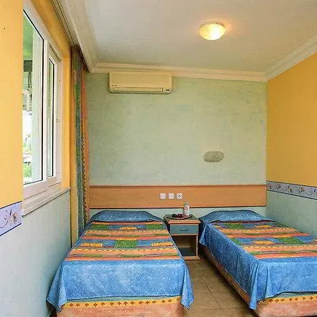 Selen Apart Otel 2*