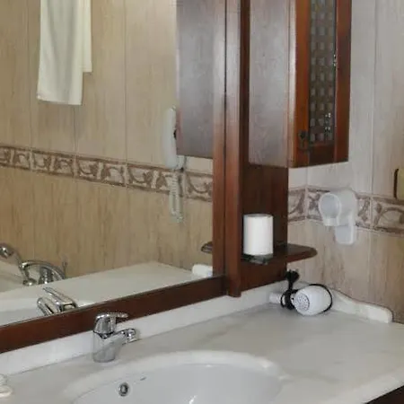 Selen Aparthotel 2*